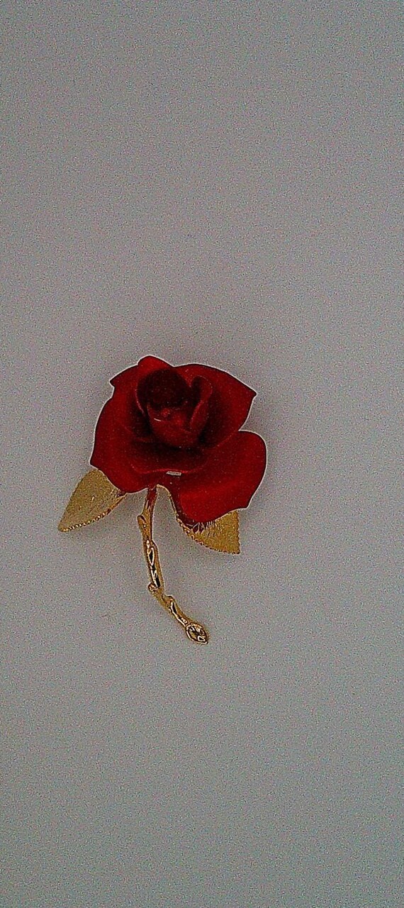 Vintage Red Rose Earrings & Pin Set, Gold Tone Me… - image 7