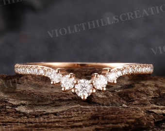 Zarter Moissanit-Ehering, geschwungener Eternity-Ring aus Roségold, individuell gestalteter Jahrestagsring zum Kombinieren