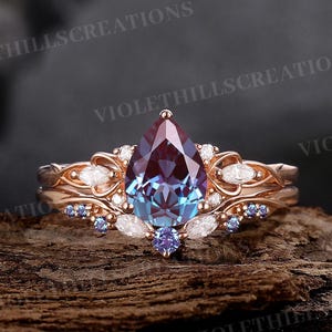 Pear Cut Alexandrite Engagement Ring Set Moissanite Cluster Wedding Ring Rose Gold Alexandrite Wedding Band Custom Anniversary Gift