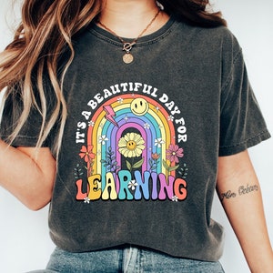 It&#39;s a Beautiful Day to Learn, 1st Day of School Shirt,Back To School Shirt,Kindergarten Teacher Shirt,Y&#39;all Gonna Learn Today T-Shirt