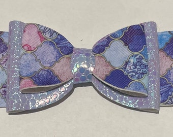 Sea Treasures:4-Inch Mermaid Scale Faux Leather Hair Bow in Shades of Purple with Shiny Lavender Accents-Unleash Your Inner Mermaid's Charm!