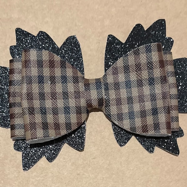 Fall Glamour: 6-Inch Faux Leather Hair Bow in Black and Brown Checkered Pattern with Glittery Black Background