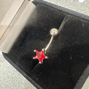 Cute single RED star C.Z Surgical Steel Belly/Naval Ring