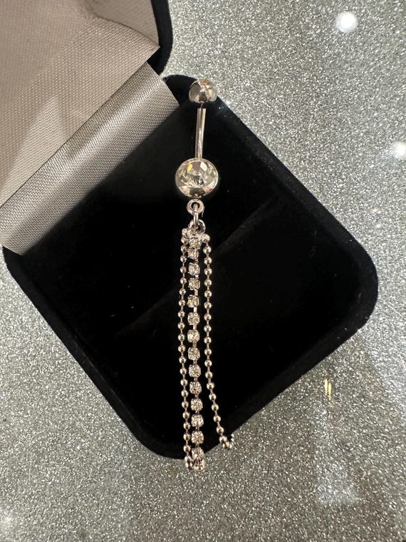 Long chain 14 gauge dangling/Anchor surgical steel hypoallergic C.Z belly/navel ring