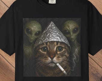 UFO Alien Cat Tin Foil Conspiracy Theory Comfort Colors Ivory Shirt Vintage Alien Graphic Tee Funny Space Cat Top Retro Sci Fi Gift Meme Tee