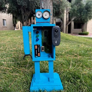 Robot Statue Home Decor Handmade Junk Robot Gift for Kids Wood Craft Art Industrial Art Robot Gift Novelty Home Decor Unique Gift Home Decor