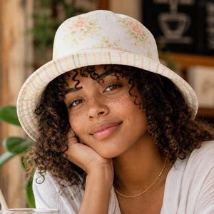 Reversible Floral Bucket Hat, Summer Beach Travel Style, Linen-Feel Polyester
