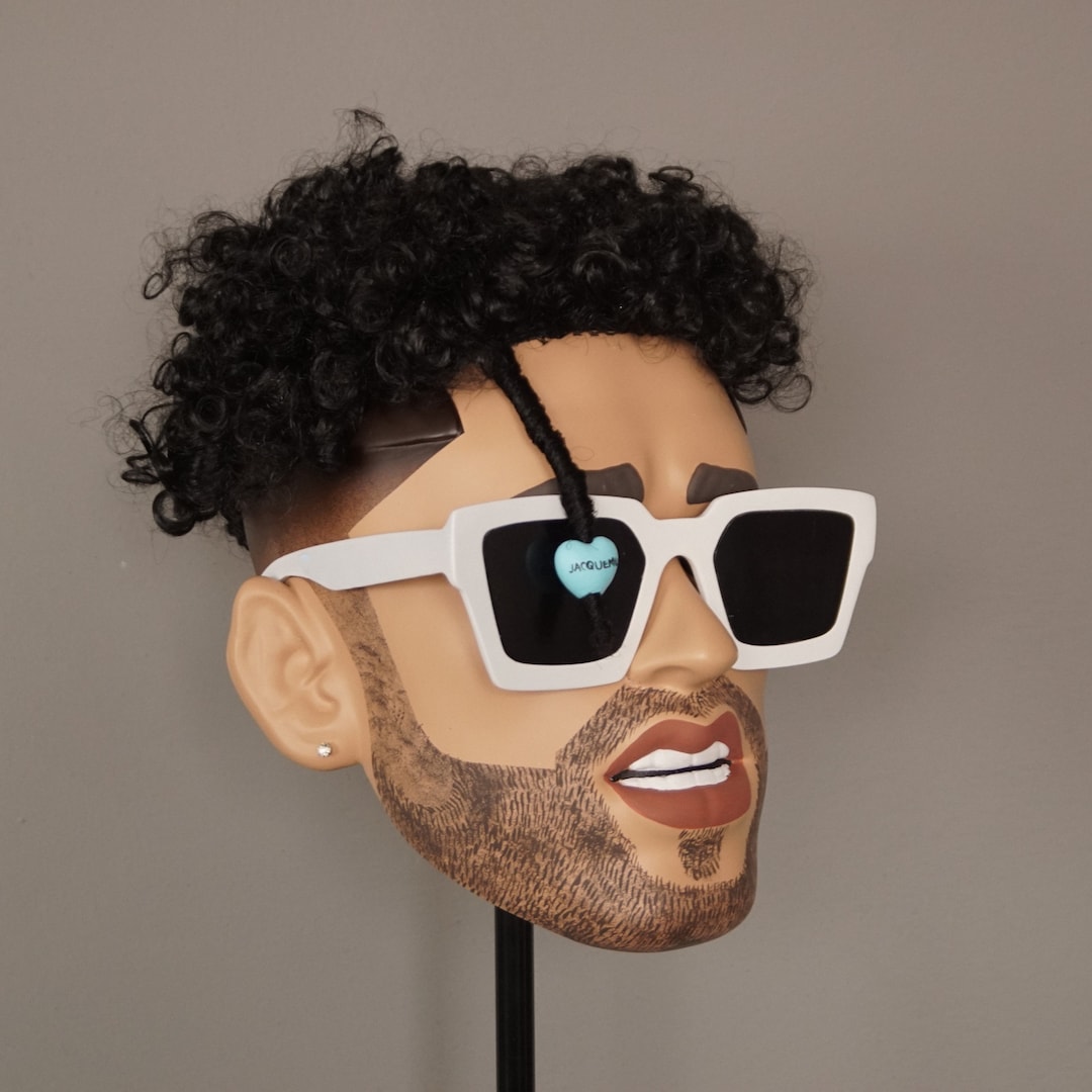 Bad bunny gafas rosas cheap