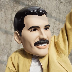 Freddie Mercury cabezon botarga hora loca reguetonero queen band cabezones party props cosplay disfraz costume custom heads