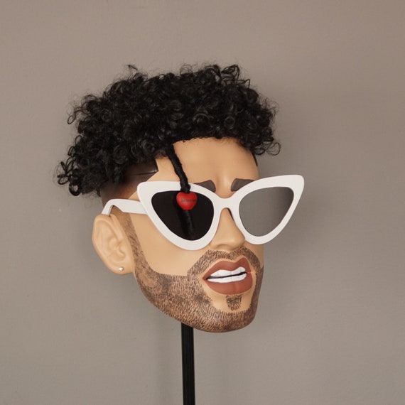 Conejo Bad Malo Bunny Casco Casco Cabezon Blanco Gafas De Sol Etsy Canada