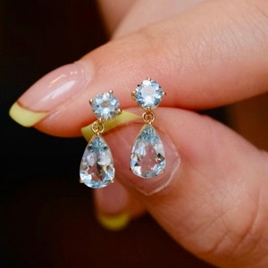 Genuine Aquamarine dangle earrings/18k solid gold pear cut Aquamarine drops/vintage gold aquamarine earrings/March birthstone gift for her