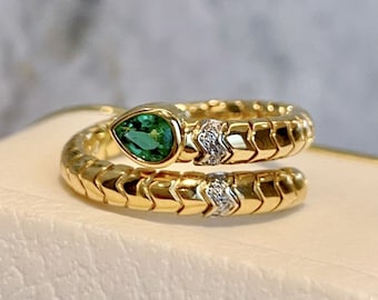 Unique genuine emerald Ring/natural emerald ring with diamonds/bezel engagement ring stack/pear cut emerald ring gold/emerald ring gold