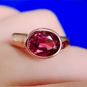 Natural red tourmaline Ring/18k solid gold oval cut tourmaline  engagement ring/minimalist tourmaline ring/bezel engagement ring gold
