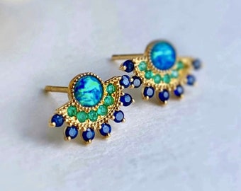 Natural Opal stud earrings/18k round opal stud earrings/opal earrings stud/gold opal earrings/opal earrings gold/Fan-shaped stud earrings