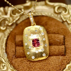 Genuine spinel pendant/18k solid yellow gold cushion spinel pendant/real pink spinel pendant gold/ins style pink stone gold pendant gift