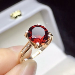 18k Gold Garnet Ring with Diamonds: Round Cut Engagement Ring