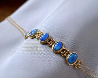 Natural Australian Opal Bracelet: Dainty 18k Gold, Modern Design