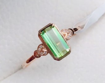 Natural green tourmaline Ring/18k gold emerald cut tourmaline ring/unique handmade tourmaline ring/vintage tourmaline engagement ring