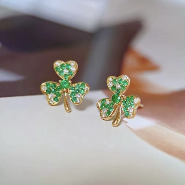 Natural emerald stud Earrings/18k solid yellow gold emerald earrings/emerald engagement studs/Clover shape earrings gold/dainty emerald ring