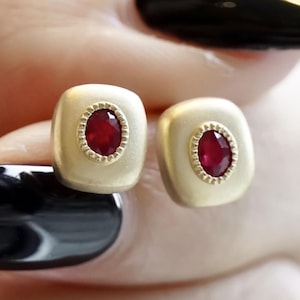 Unique Natural pigeon blood red ruby stud earrings/18k solid gold oval cut ruby stud earrings/minimalist retro earrings/genuine ruby studs