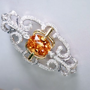 Exquisite Fanta Garnet French-inspired Brooch/18K Gold Diamond Pin for Women/Elegant inspired Jewelry for Stylish Occasions/Special Gifts
