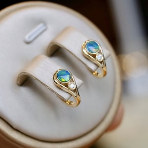 Natural Opal 18k Gold Stud Earrings: Elegant Minimalist Style