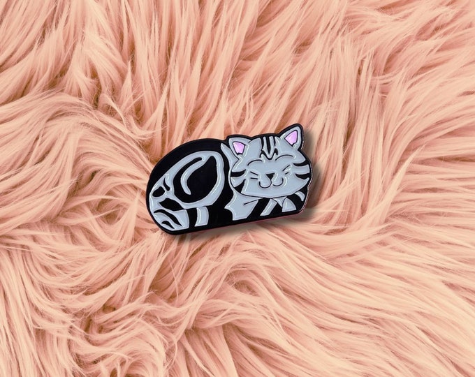 Cute Tabby Cat Enamel Pin, Novelty Pin Gift, Fun Fashion Lapel Pin, Cat Lover Gifts, Tabby Cat Pin, Unique Gifts, Jewellery Gift for Her