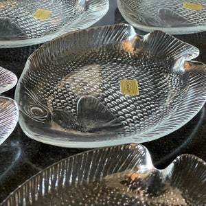 Magnificent Vintage Set of 6 ARCOROC Glass Fish Plate / Poisson 16 cm