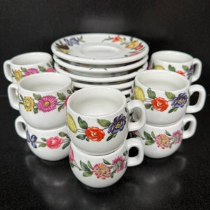 10er-Set Porcelaine a feu France / Porcelaine de Paris / Kaffeetassen und Untertassen / Dekor Les Quatre Saisons Bild 1