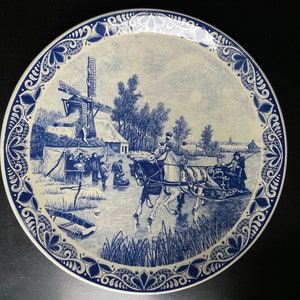 Delfts Blauw Chemkefa Plate: Dutch Winter Scene Charger (39.5 cm)