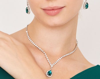 Zafiros Model Emerald Green Necklace Earring Bracelet Rhinestone  Bridal Set - Zircon Crystal Stone Diamond Silver Plated Set - Waterway