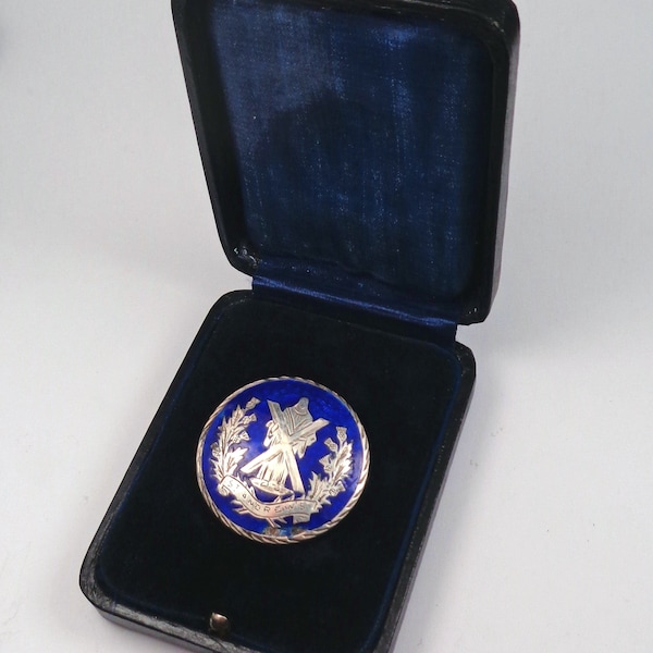 Antique c1910 Argent sterling et émail bleu cobalt St.Andrews Badge / Broche dans la boîte de présentation originale