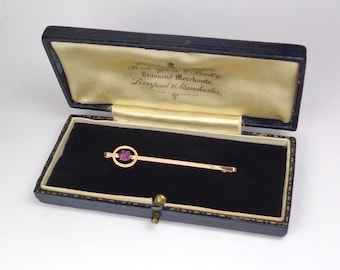 Antique ca1920s 9ct Gold Amethyst Classic Art Deco Tie / Stock Pin Brooch in Penlington & Batty Box