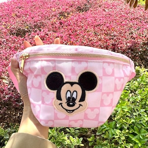 Custom nylon Fanny Pack; Disney pink and White Check, Nylon, Disneyland Accessory, pink Checkered, Belt Bag
