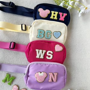 Personalisierte Kinder Nylon Bauchtasche | Chenille Buchstaben Aufnäher Gürteltasche | Individuelle Gürteltasche | Crossbody Gürteltasche | Party-Gürteltasche