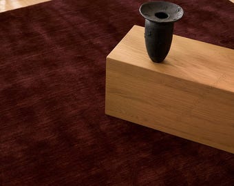 Weinroter solider getufteter Teppich-handgemachter Wollteppich-moderner minimalistischer schlichter Teppich-tiefrotes Wohnzimmer-Schlafzimmer-Dekor