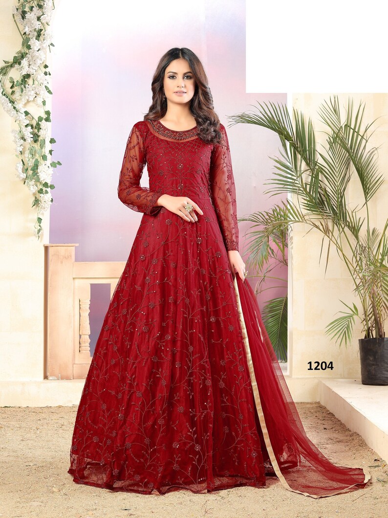 floor touch gown design