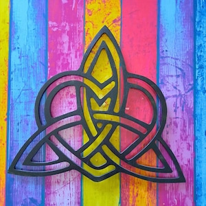 Celtic Love Knot Wall Decor: Irish Home Gift