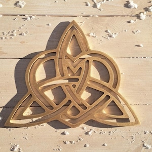 Celtic Heart Knot Wall Decor: Irish Love Knot, Wood Art