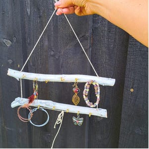 Rustic Driftwood Jewelry Hanger: Wooden Earrings & Necklace Organizer