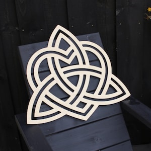 Celtic Heart Knot Wall Decor: Irish Love Knot, Plywood Art