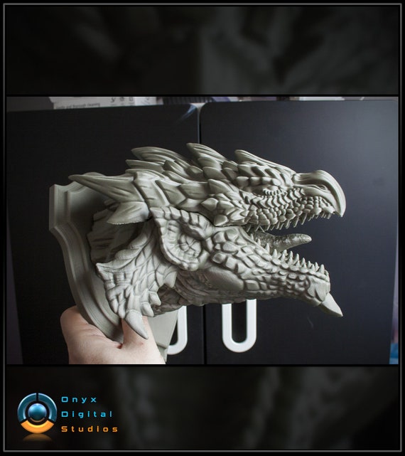 リオレウスの壁掛けヘッドSTL、3Dプリント可能なモンスターハンター