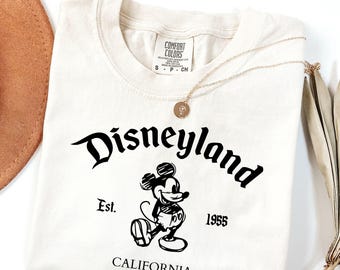 Disneyland 1955 T-Shirt: Animal Kingdom Mickey Dog Lover Gift