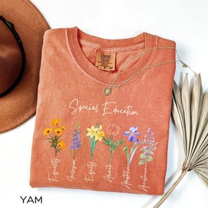 Comfort Colors® 花柄特別支援教育教師向けギフトシャツ 神経多様性シャツ 特別支援教師シャツ 自閉症インクルージョンシャツ 自閉症啓発