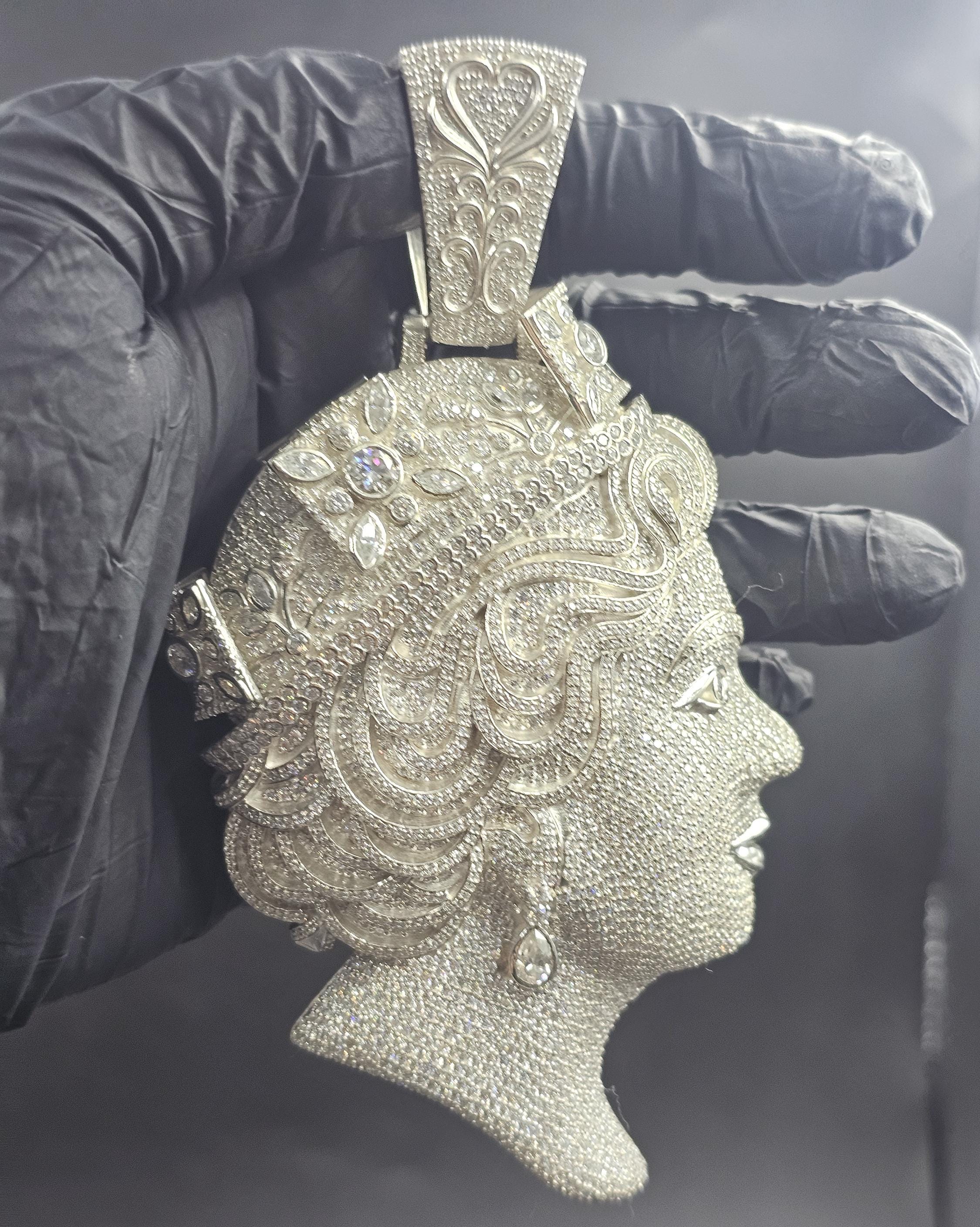 IcedOut Crown CrossPendant Silverモアサナイト Iced Out Crown Cross