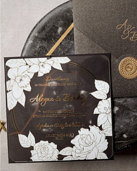 Black & Gold Acrylic Wedding Invitation Card Set With Free Envelope