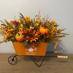 Fall Floral Arrangement, Fall Centerpiece, Pumpkin Decor, Table Decor, Fall Floral Decor , Tabel Centerpiece
