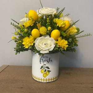 Lemon Floral Arrangement, Lemon Decor , Lemon Floral Centerpiece, Summer Floral Arrangement, Spring Decor , Summer Decor