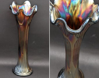 FENTON Carnival Glass Diamond and Ribbed Amethyst Swung Vase, Vintage 29cm/11" Iridescent Glass Six Finger Vase.