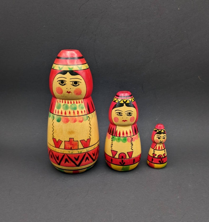 MATRYOSHKA 3 Piece Vintage Nesting Dolls Traditional USSR Etsy